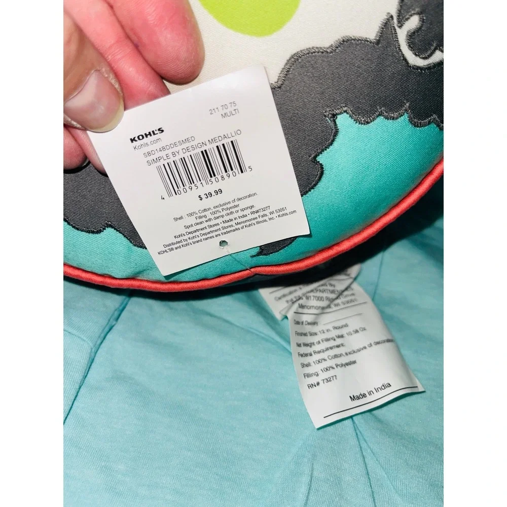 Room Essentials Pintuck Comforter Set Full Queen Aqua Mint 4 Pc W/2 Boho Pillows